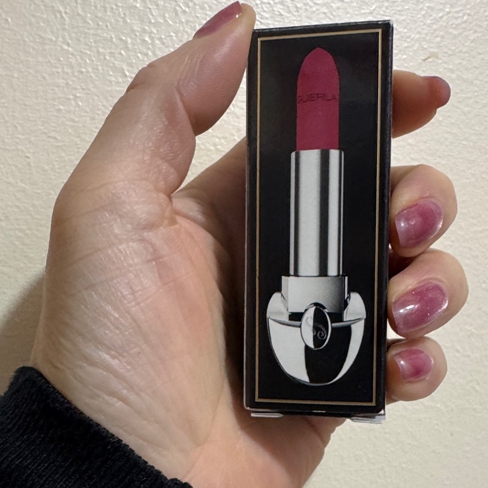 Guerlain Fuchsia Lipstick